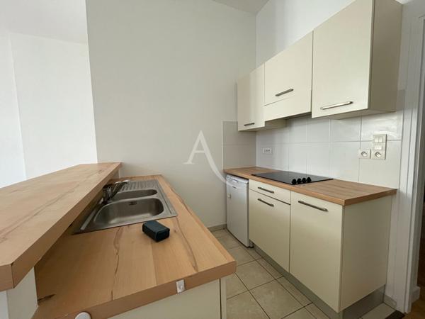 Appartement Saintes 1 chambre 42.03 m2