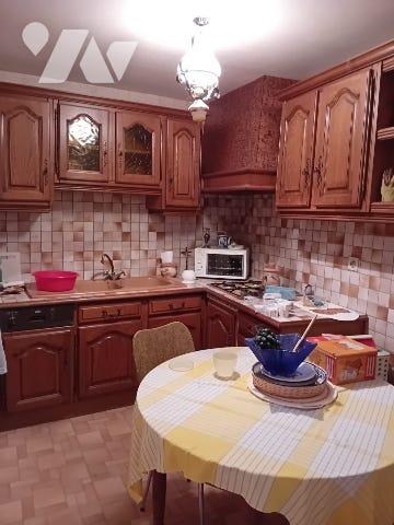 Une maison de bourg avec petite cour attenante et terrain non attenant sur LEIGNEUX