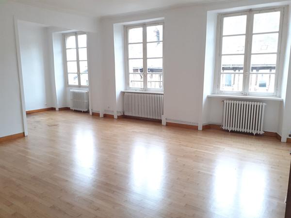 Appartement 2 chambres - QUIMPERLE - 82.5 m2 , Quimperle