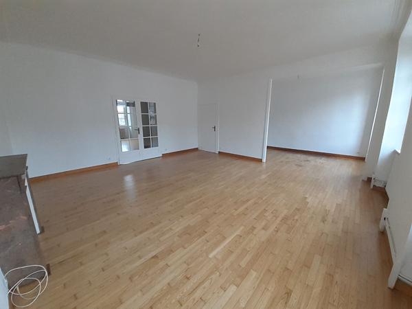 Appartement 2 chambres - QUIMPERLE - 82.5 m2 , Quimperle