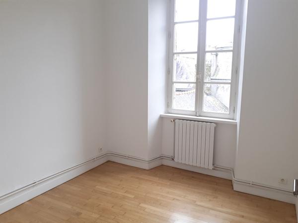 Appartement 2 chambres - QUIMPERLE - 82.5 m2 , Quimperle