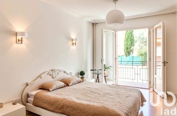 Appartement 3 pièces de 97 m² à Nice (06300)