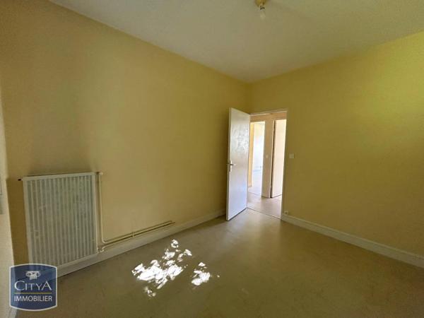 Appartement à louer 4 pièces 80.8m²