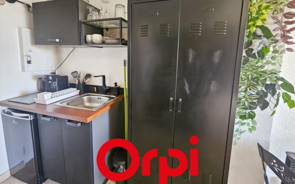 Appartement à vendre    1 pièce • 17 m2 Bandol