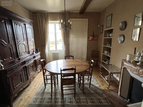 Maison à vendre à Broût-Vernet dans l'Allier (03110), ref : 63022-38