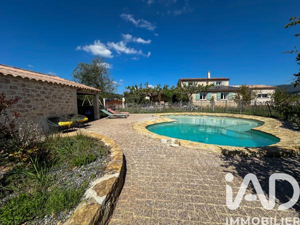 Maison à vendre 4 pièces 133 m² Cuers