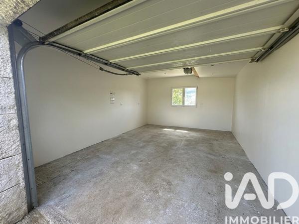 Maison à vendre 4 pièces 133 m² Cuers