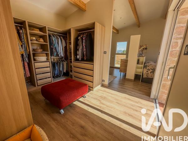Maison à vendre 4 pièces 133 m² Cuers