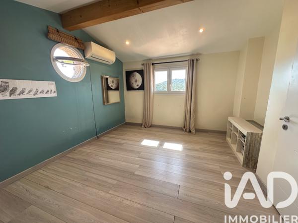 Maison à vendre 4 pièces 133 m² Cuers