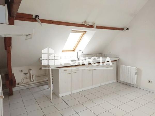 Location Appartement 2 pièces 30.8 m² - 54 AVENUE DE PARIS Chateau Thierry 02400