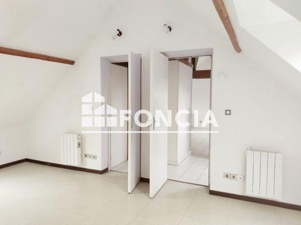 Location Appartement 2 pièces 30.8 m² - 54 AVENUE DE PARIS Chateau Thierry 02400