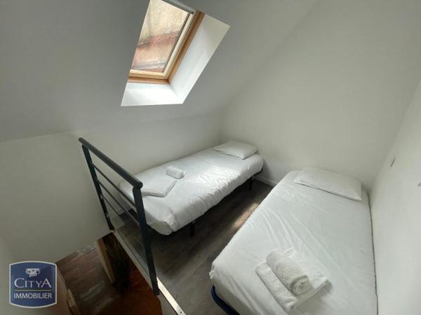 Appartement à louer 1 pièce 33m²