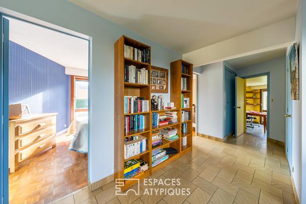 La maison à l’architecture atypique avec jardin