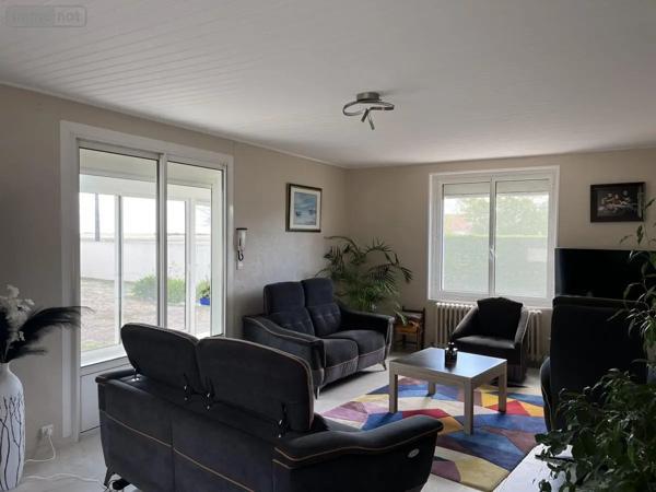 Achat - Maison Triaize 85580 5 pièces 131 m 2 4690 m 2