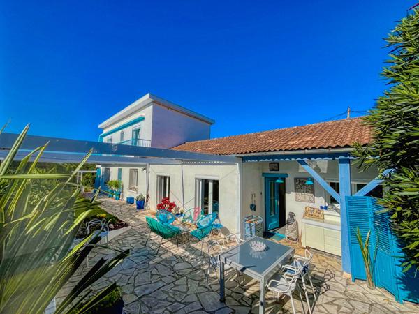 Maison de charme au style méditerranéen à Royan, à deux pas du Marché Central Royan