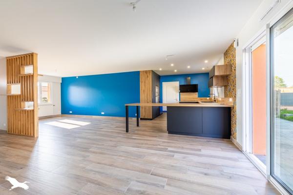 Maison à vendre |                                       Bellevigny |                                        7 pièces  |  155 m²