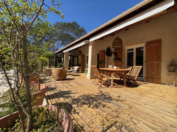 Immobilier Les Arcs (83460) – Maison 210m2 – 835 000 €