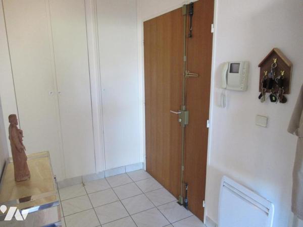 F3 de 73 m² en rez de jardin 