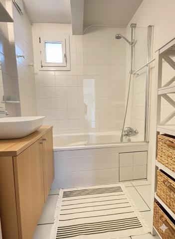 Versailles (78000) APPARTEMENT de 75m2 avec VUE sur la FORET et ACCES DIRECT - AU CALME - PROCHE TOUTES COMMODITES - BELLE PIECE