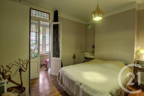 Appartement T5 à vendre  5 pièces - 128,43 m2 BORDEAUX - 33