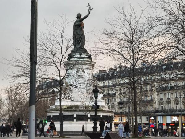 Dpt Paris (75), à vendre PARIS 10EME ARRONDISSEMENT STUDIO DE CHARME DPE en E