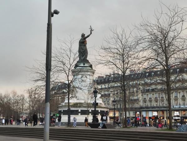 Dpt Paris (75), à vendre PARIS 10EME ARRONDISSEMENT STUDIO DE CHARME DPE en E