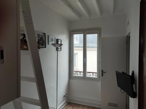 Dpt Paris (75), à vendre PARIS 10EME ARRONDISSEMENT STUDIO DE CHARME DPE en E