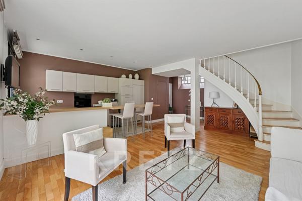 Duplex dernier étage au calme