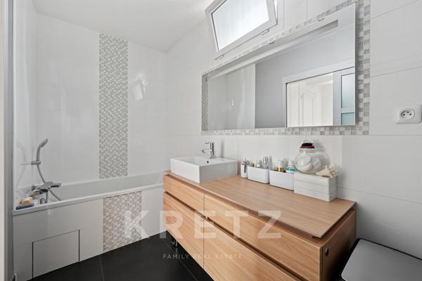 Duplex dernier étage au calme