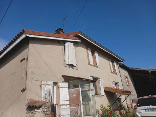 Maison de charme avec dépendances sur 1 391 m² de terrain – Paslière