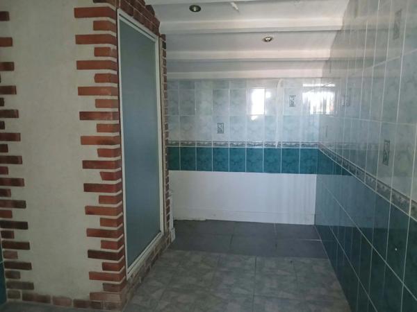 Maison de charme avec dépendances sur 1 391 m² de terrain – Paslière
