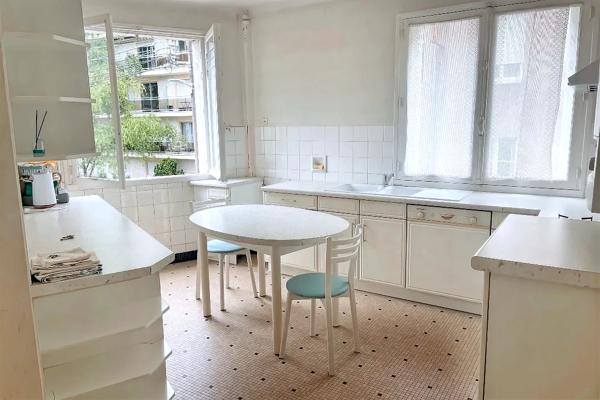 A VENDRE NANTES SAINT-CLEMENT APPARTEMENT TYPE 3 LUMINEUX ET AU CALME
