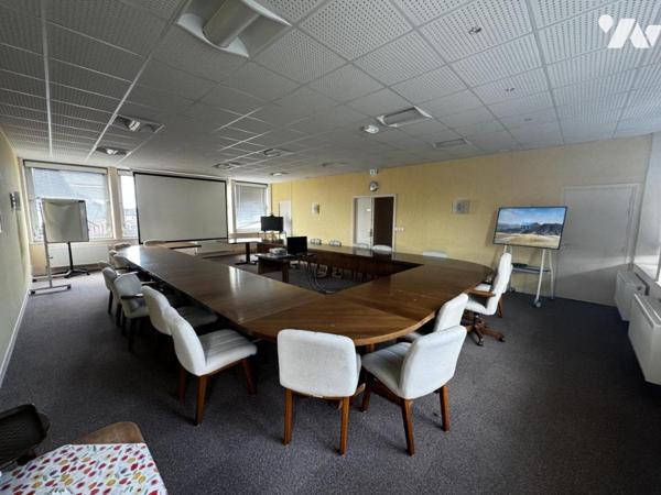 CAMBRAI CENTRE VILLE - IMMEUBLE A USAGE DE BUREAUX