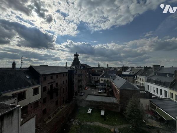 CAMBRAI CENTRE VILLE - IMMEUBLE A USAGE DE BUREAUX