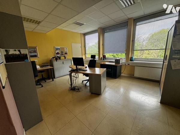 CAMBRAI CENTRE VILLE - IMMEUBLE A USAGE DE BUREAUX