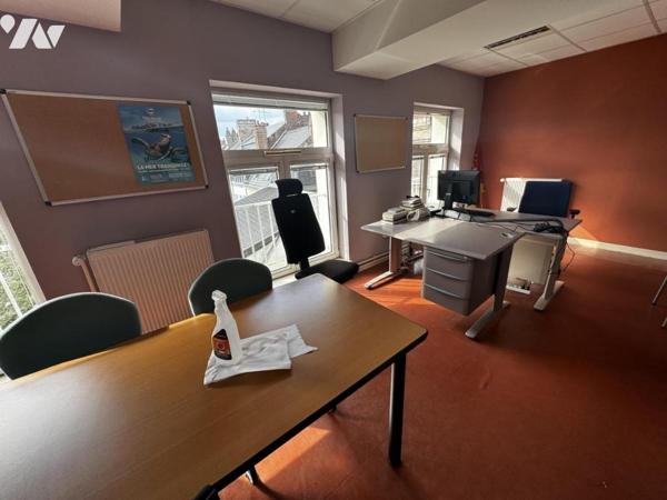 CAMBRAI CENTRE VILLE - IMMEUBLE A USAGE DE BUREAUX