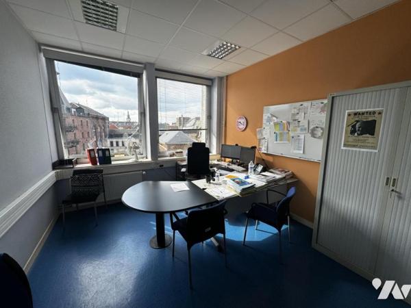 CAMBRAI CENTRE VILLE - IMMEUBLE A USAGE DE BUREAUX