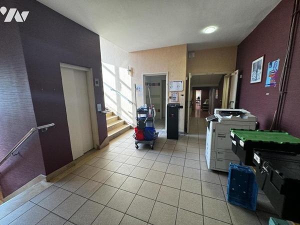 CAMBRAI CENTRE VILLE - IMMEUBLE A USAGE DE BUREAUX