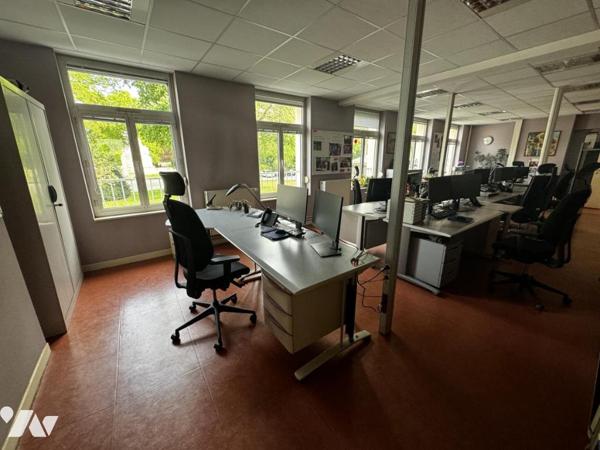 CAMBRAI CENTRE VILLE - IMMEUBLE A USAGE DE BUREAUX