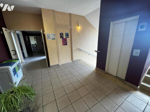 CAMBRAI CENTRE VILLE - IMMEUBLE A USAGE DE BUREAUX