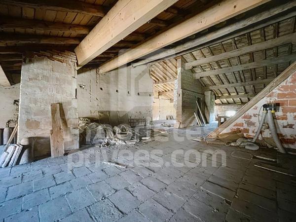 BOULOC - IMMEUBLE  15 pièce(s) 548 m2