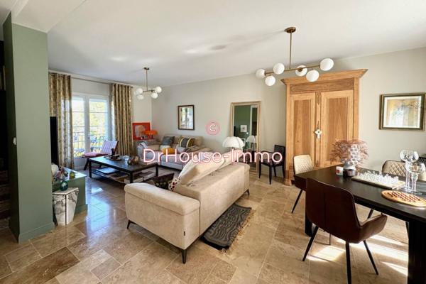 Maison à vendre 5 pièces de 213 m²