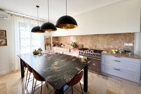 Maison à vendre 5 pièces de 213 m²