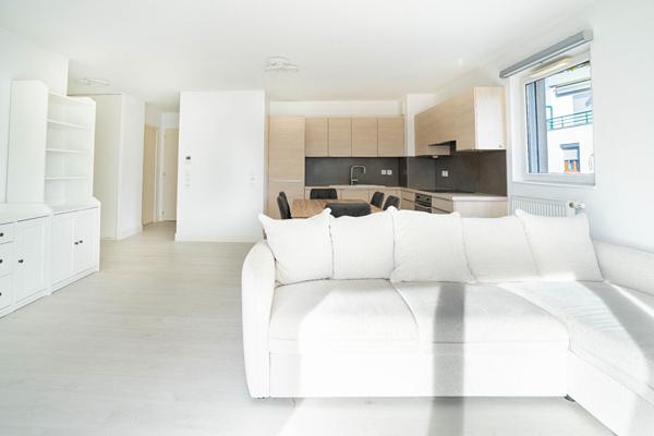 A VENDRE en EXCLUSIVITE à ANNECY - Appartement T3 64 m² - Cave - Parking de copropriété - Garage possible en supplément