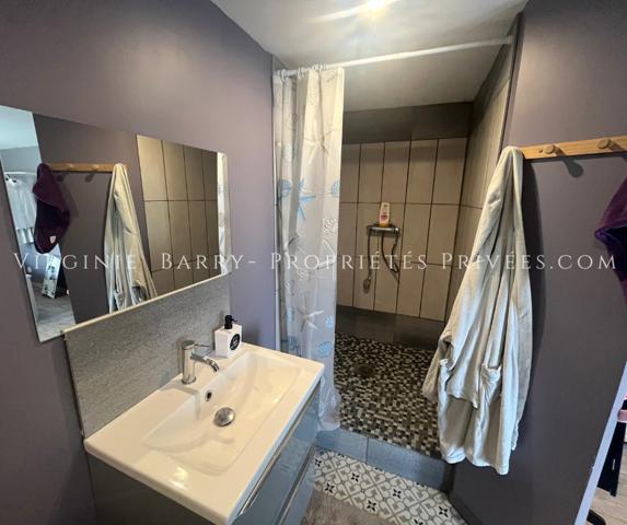 MAISON 3 CHAMBRES + STUDIO SUR TERRAIN AVEC PISCINE CHAUFFÉE