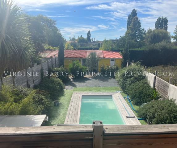 MAISON 3 CHAMBRES + STUDIO SUR TERRAIN AVEC PISCINE CHAUFFÉE