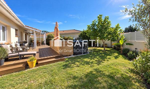 Maison familiale de plain-pied – 130 m² – 4 chambres – Terrain 705 m² – Garage indépendant
