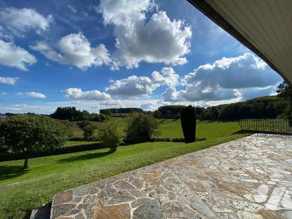 LAFEUILLADE EN VEZIE, sur terrain de 1068 m², maison d'habitation individuelle comprenant s/sol...