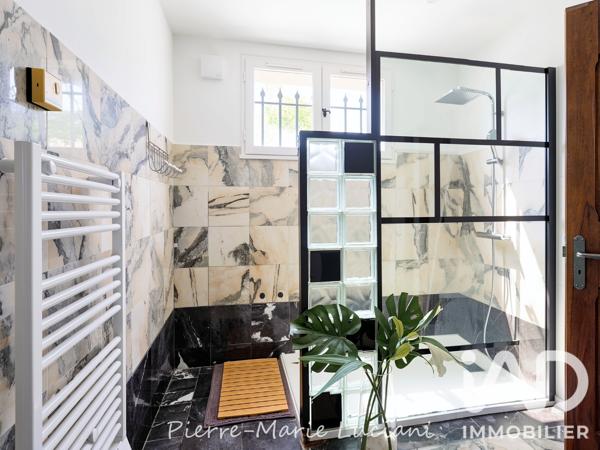 Maison à vendre 12 pièces 350 m² Venelles