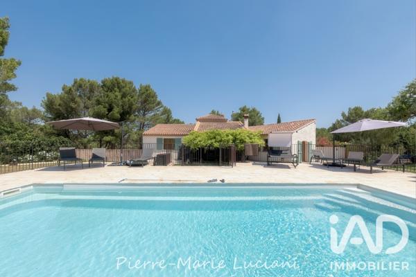 Maison à vendre 12 pièces 350 m² Venelles
